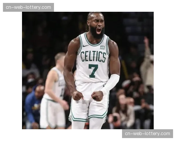 杰伦布朗23次突破零罚球 凯尔特人主场惜败马刺